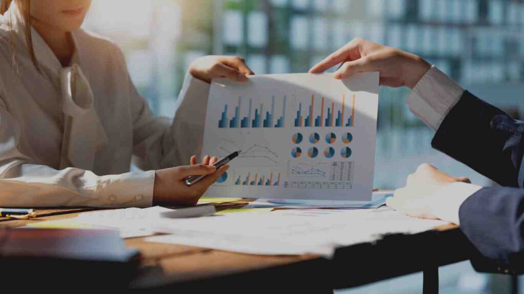 Essential Financial Tips for Success - ABM CREDITZ - Chinatown Money Lender
